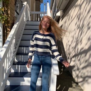 American Eagle Blue& White Sweater